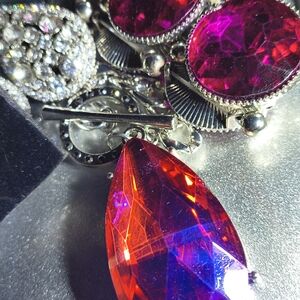 Bold Runway Style Fuchsia Necklace Set 4 Pc